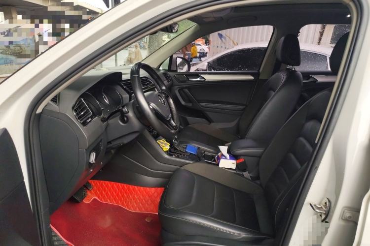 Used Volkswagen Tiguan L 2019 330TSI Automatic Two-Wheel Drive Smart Luxury Version China VI Standard Left Front Seat