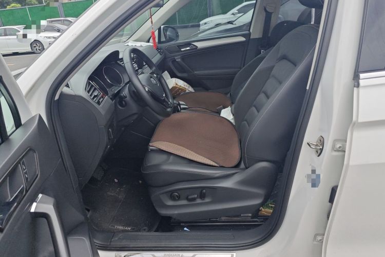 Used Volkswagen Tiguan L 2019 330TSI Automatic Two-Wheel Drive Panoramic Comfort Edition China V Standard Left Front Seat