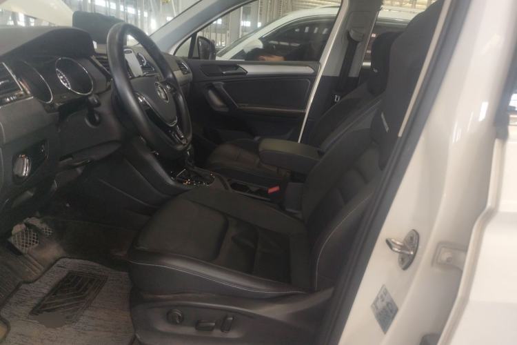 Used Volkswagen Tiguan L 2019 330TSI Automatic Two-Wheel Drive Panoramic Comfort Edition China VI Standard Left Front Seat