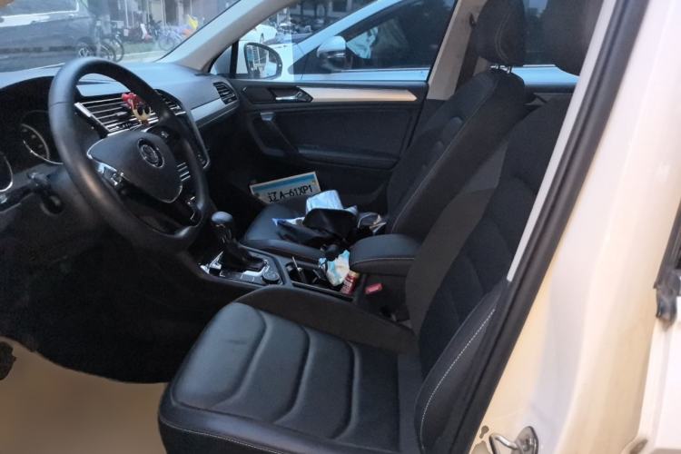 Used Volkswagen Tiguan L 2019 380TSI Automatic All-Wheel Drive Intelligent Luxury Version China V Standard Left Front Seat