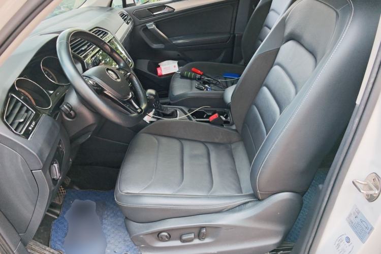 Used Volkswagen Tiguan L 2019 330TSI Automatic Two-Wheel Drive Smart Luxury Version China VI Standard Left Front Seat