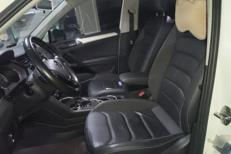 Used Volkswagen Tiguan L 2019 330TSI Automatic Two-Wheel Drive Panoramic Comfort Edition China V Standard Left Front Seat