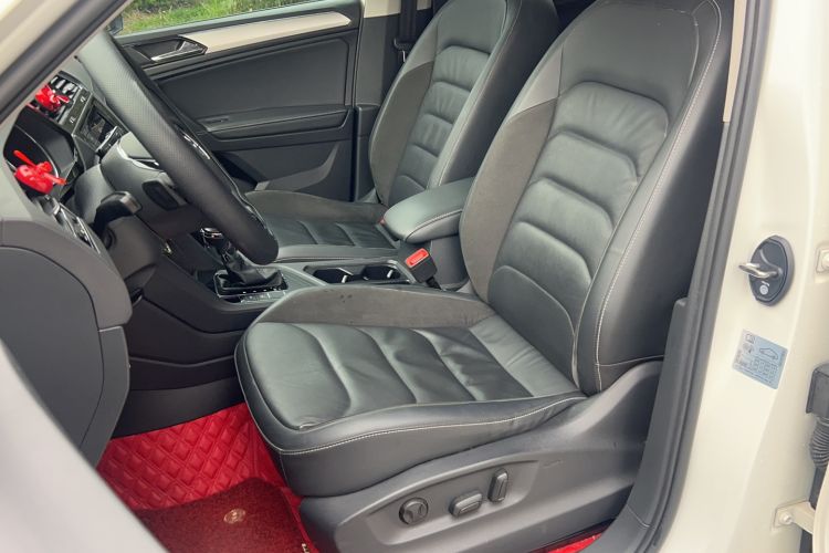 Used Volkswagen Tiguan L 2019 330TSI Automatic Two-Wheel Drive Smart Luxury Version China V Emission Standard Left Front Seat