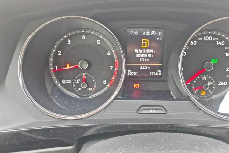 Used Volkswagen Tiguan L 2019 330TSI Automatic Two-Wheel Drive Panoramic Comfort Edition China VI Standard Odometer Close Up