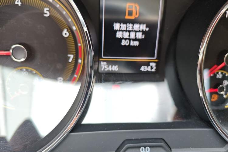 Used Volkswagen Tiguan L 2019 Updated Version 330TSI Automatic Two-Wheel Drive Panoramic Comfort Edition China VI Standard Odometer Close Up