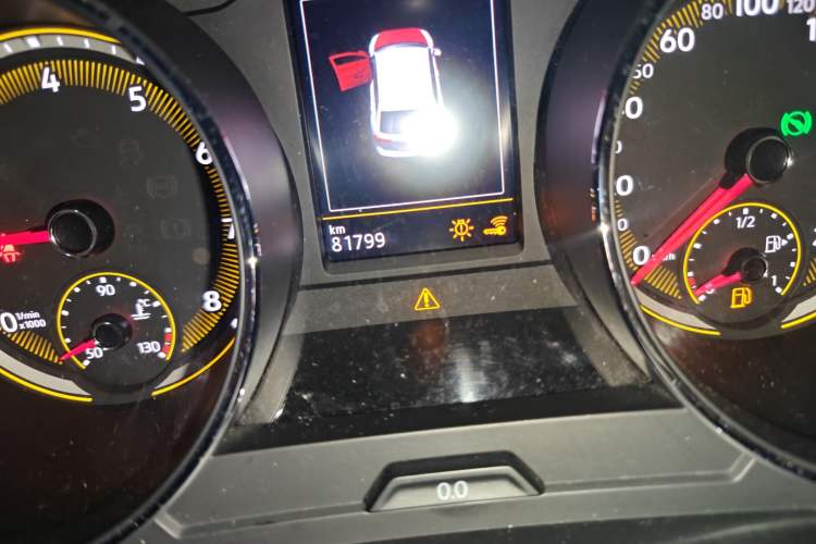 Used Volkswagen Tiguan L 2019 Updated Version 330TSI Automatic Two-Wheel Drive Panoramic Comfort Edition China VI Standard Odometer Close Up