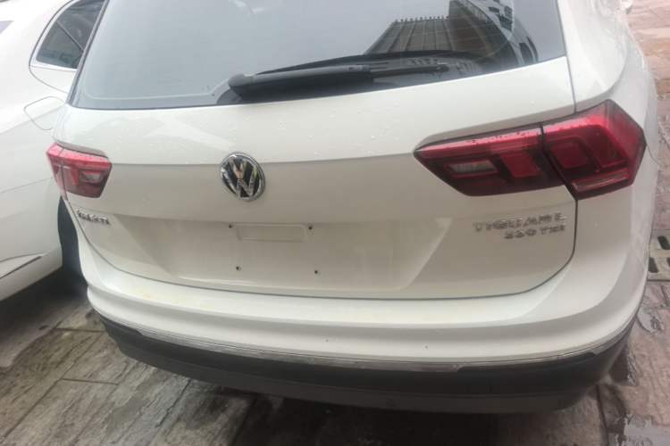 Used Volkswagen Tiguan L 2019 Updated Version 330TSI Automatic Two-Wheel Drive Panoramic Comfort Edition China VI Standard Rear