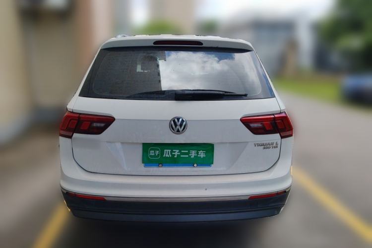 Used Volkswagen Tiguan L 2019 330TSI Automatic Two-Wheel Drive Panoramic Comfort Edition China VI Standard Rear