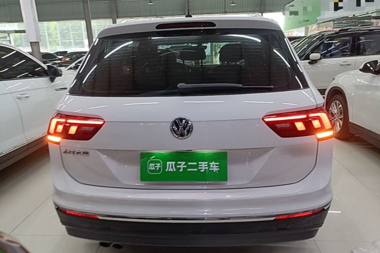 Used Volkswagen Tiguan L 2019 Revised 330TSI Automatic Two-Wheel Drive Smart & Luxury Edition China VI Standard Rear
