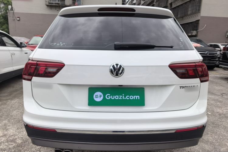 Used Volkswagen Tiguan L 2019 Updated Version 330TSI Automatic Two-Wheel Drive Panoramic Comfort Edition China VI Standard Rear