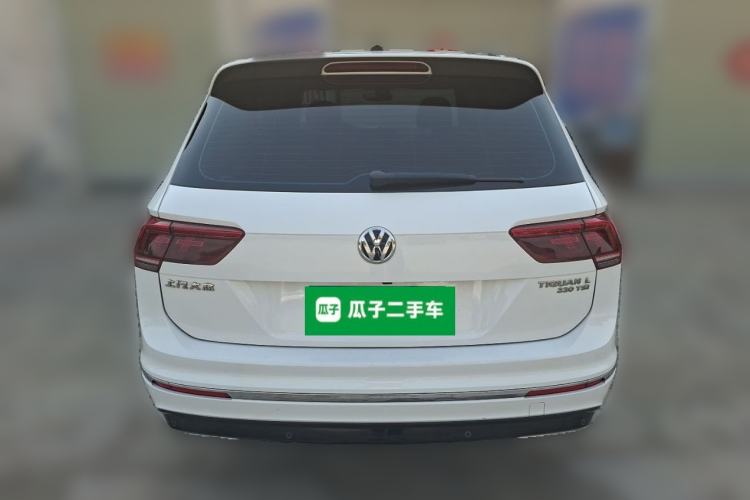 Used Volkswagen Tiguan L 2019 Restyled 330TSI Automatic Two-Wheel Drive R-Line Flagship Version China VI Standard Rear