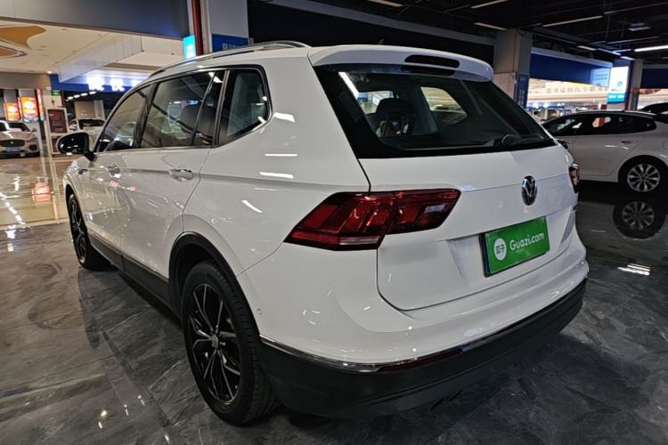 Used Volkswagen Tiguan L 2019 330TSI Automatic Two-Wheel Drive Smart Luxury Version China VI Standard Rear Left 45 Deg