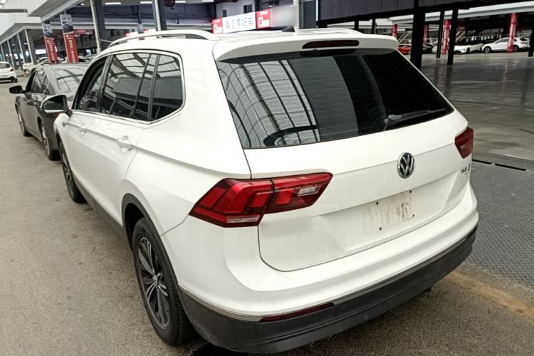Used Volkswagen Tiguan L 2019 Updated Version 330TSI Automatic Two-Wheel Drive Panoramic Comfort Edition China VI Standard Rear Left 45 Deg