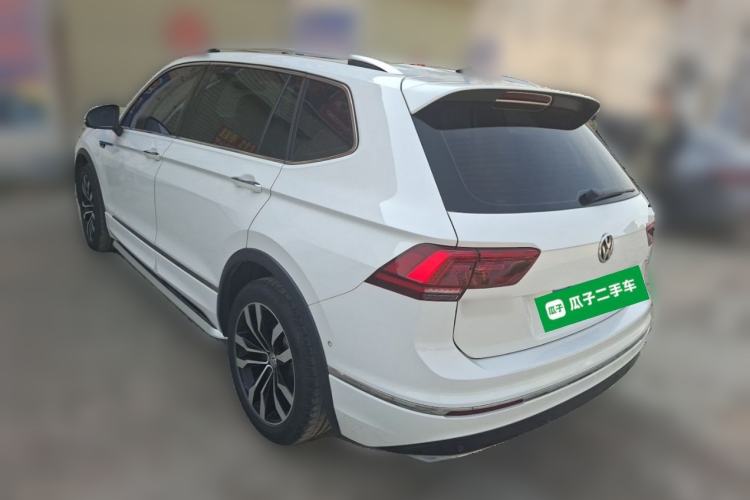 Used Volkswagen Tiguan L 2019 Restyled 330TSI Automatic Two-Wheel Drive R-Line Flagship Version China VI Standard Rear Left 45 Deg