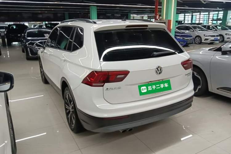 Used Volkswagen Tiguan L 2019 330TSI Automatic Two-Wheel Drive Luxury Edition China V Standard Rear Left 45 Deg
