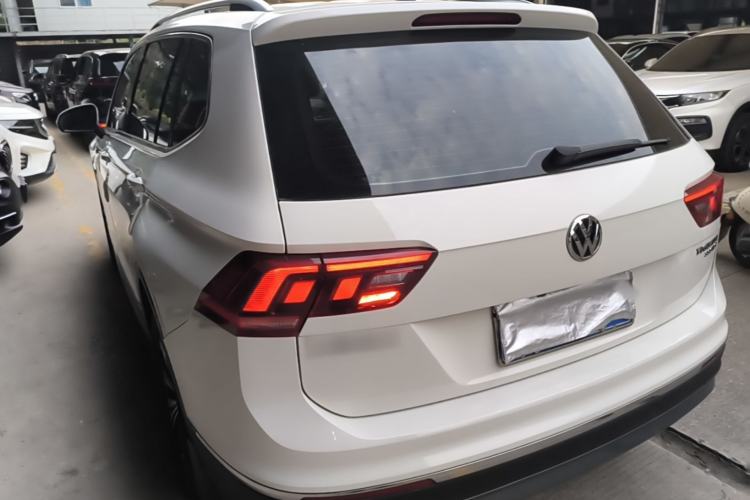 Used Volkswagen Tiguan L 2019 Updated Version 330TSI Automatic Two-Wheel Drive Panoramic Comfort Edition China VI Standard Rear Left 45 Deg