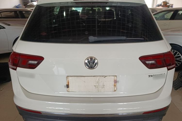 Used Volkswagen Tiguan L 2019 330TSI Automatic Two-Wheel Drive Panoramic Comfort Edition China VI Standard Rear