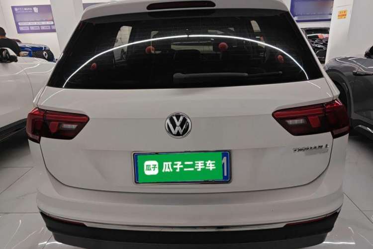 Used Volkswagen Tiguan L 2019 Updated Version 330TSI Automatic Two-Wheel Drive Panoramic Comfort Edition China VI Standard Rear