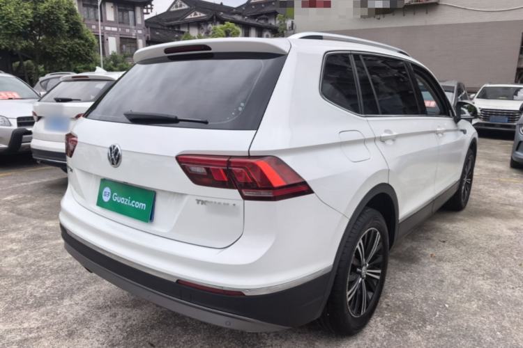 Used Volkswagen Tiguan L 2019 Updated Version 330TSI Automatic Two-Wheel Drive Panoramic Comfort Edition China VI Standard Rear Right 45 Deg