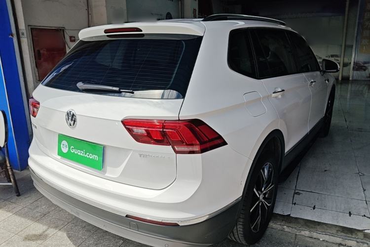 Used Volkswagen Tiguan L 2019 Revised 330TSI Automatic Two-Wheel Drive Smart & Luxury Edition China VI Standard Rear Right 45 Deg