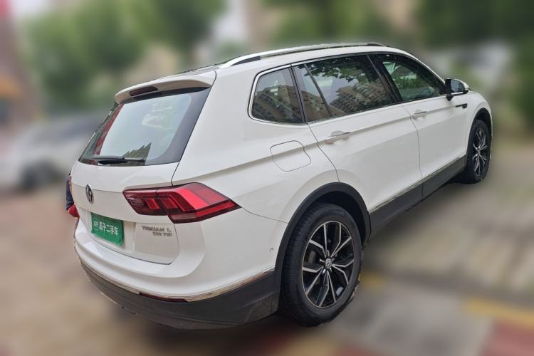 Used Volkswagen Tiguan L 2019 Revised 330TSI Automatic Two-Wheel Drive Smart & Luxury Edition China VI Standard Rear Right 45 Deg