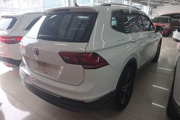 Used Volkswagen Tiguan L 2019 330TSI Automatic Two-Wheel Drive Panoramic Comfort Edition China VI Standard Rear Right 45 Deg