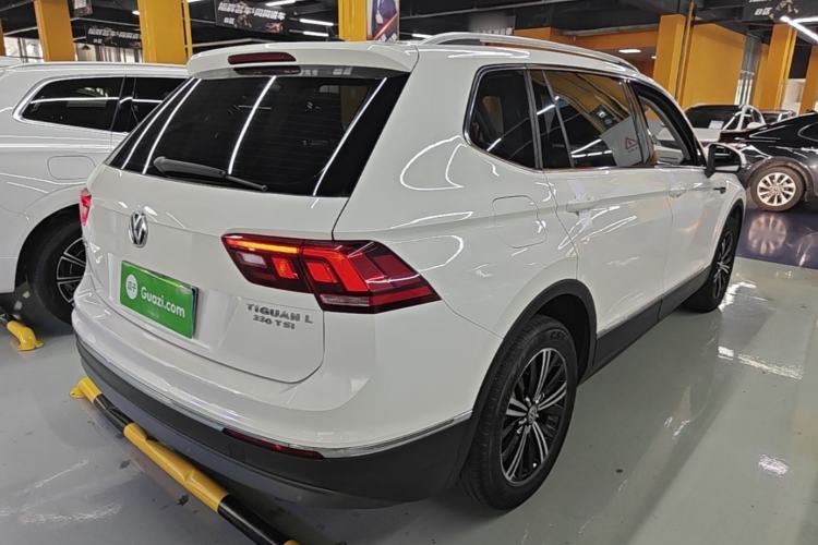 Used Volkswagen Tiguan L 2019 Updated Version 330TSI Automatic Two-Wheel Drive Panoramic Comfort Edition China VI Standard Rear Right 45 Deg