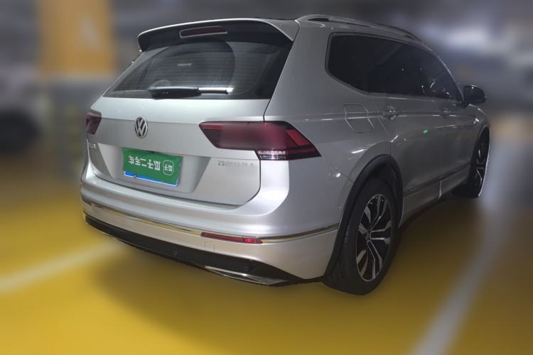 Used Volkswagen Tiguan L 2019 330TSI Automatic Two-Wheel Drive R-Line Flagship Model China VI Standard Rear Right 45 Deg