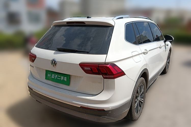 Used Volkswagen Tiguan L 2019 Revised Version 280TSI Automatic Two-Wheel Drive Panoramic Comfort Edition China V Standard Rear Right 45 Deg