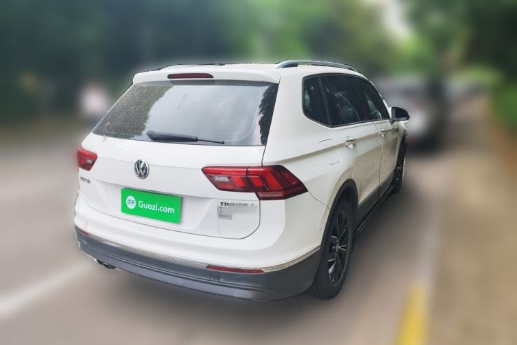 Used Volkswagen Tiguan L 2019 Revised 330TSI Automatic Two-Wheel Drive Smart & Luxury Edition China VI Standard Rear Right 45 Deg