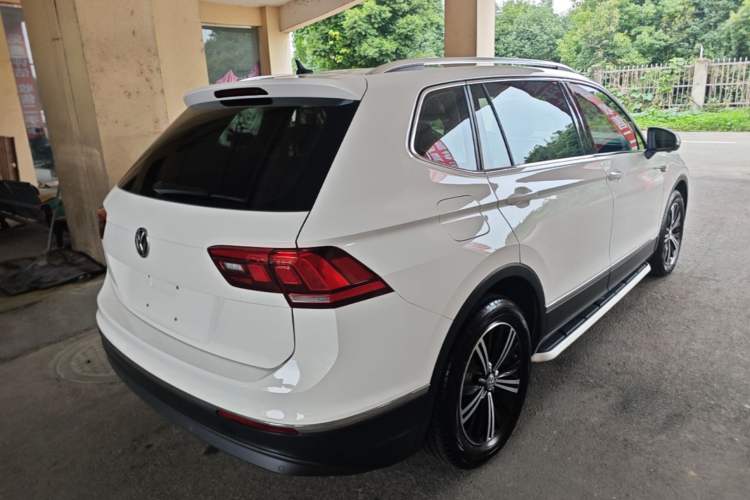 Used Volkswagen Tiguan L 2019 330TSI Automatic Two-Wheel Drive Panoramic Comfort Edition China V Standard Rear Right 45 Deg