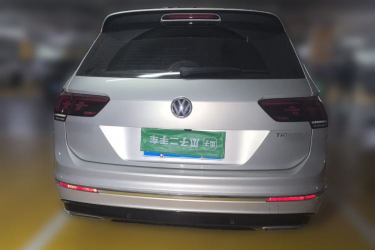 Used Volkswagen Tiguan L 2019 330TSI Automatic Two-Wheel Drive R-Line Flagship Model China VI Standard Rear