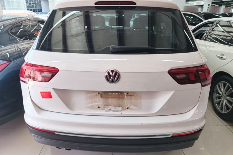 Used Volkswagen Tiguan L 2019 330TSI Automatic Two-Wheel Drive Panoramic Comfort Edition China VI Standard Rear