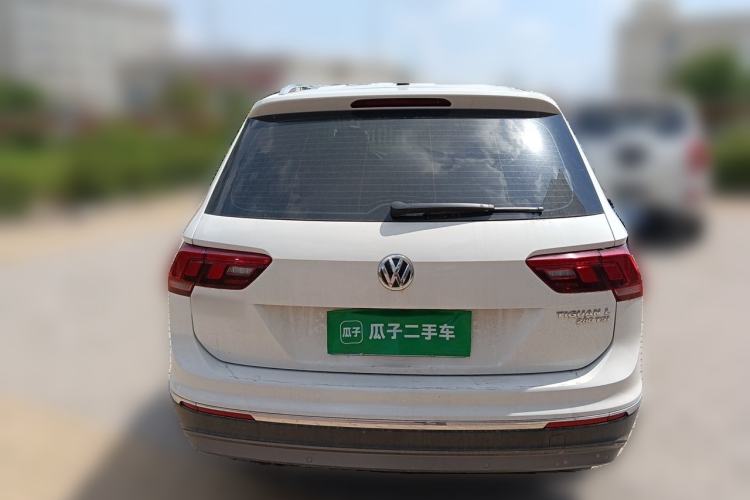 Used Volkswagen Tiguan L 2019 Revised Version 280TSI Automatic Two-Wheel Drive Panoramic Comfort Edition China V Standard Rear