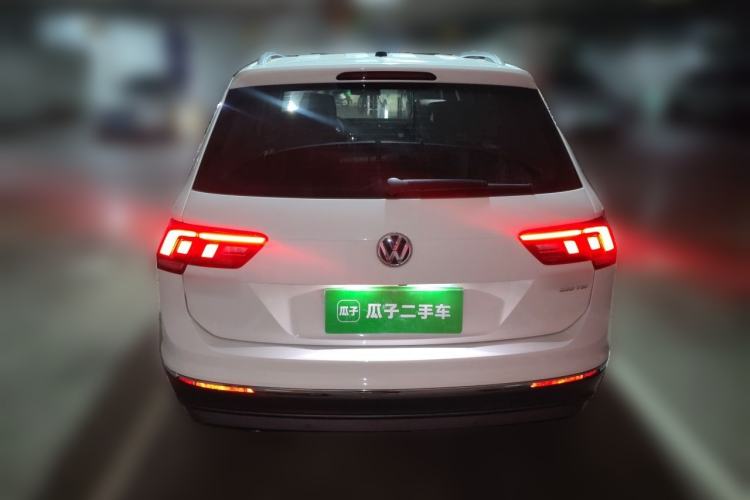 Used Volkswagen Tiguan L 2019 Updated Version 330TSI Automatic Two-Wheel Drive Panoramic Comfort Edition China VI Standard Rear