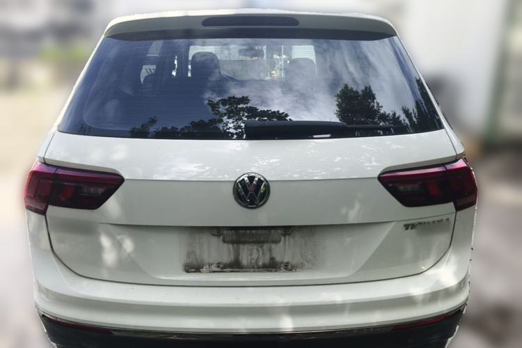 Used Volkswagen Tiguan L 2019 330TSI Automatic Two-Wheel Drive Panoramic Comfort Edition China V Standard Rear