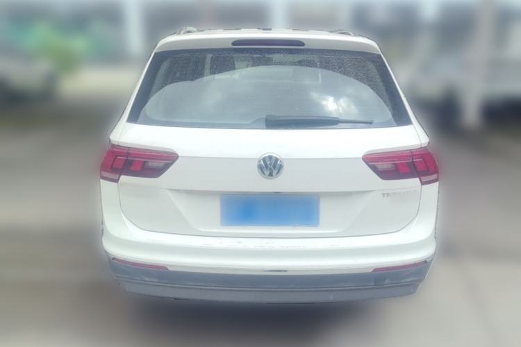 Used Volkswagen Tiguan L 2019 Revised 330TSI Automatic Two-Wheel Drive Smart & Luxury Edition China VI Standard Rear