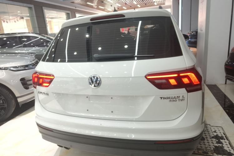 Used Volkswagen Tiguan L 2019 330TSI Automatic Two-Wheel Drive Luxury Edition China VI Standard Rear