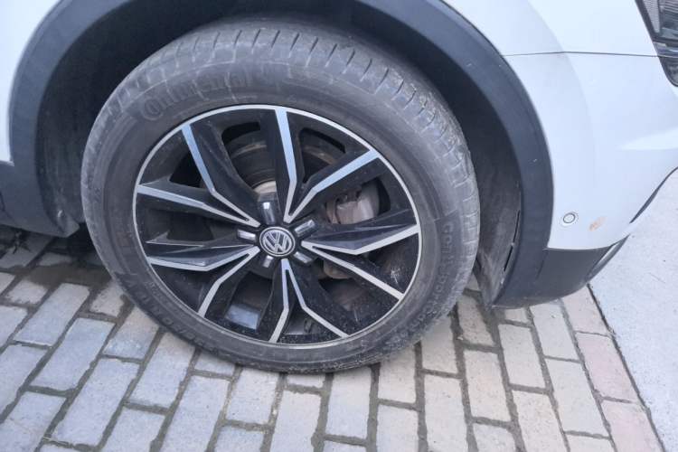 Used Volkswagen Tiguan L 2019 380TSI Automatic All-Wheel Drive Intelligent Luxury Version China V Standard Right Front Wheel Hub