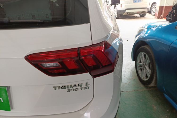 Used Volkswagen Tiguan L 2019 330TSI Automatic Two-Wheel Drive Luxury Edition China VI Standard Right Rear Taillight