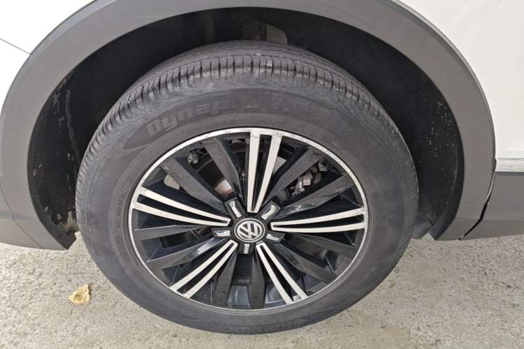 Used Volkswagen Tiguan L 2019 330TSI Automatic Two-Wheel Drive Panoramic Comfort Edition China VI Standard Right Rear Wheel Hub