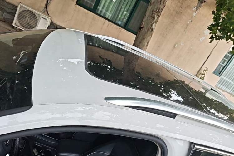 Used Volkswagen Tiguan L 2019 Restyled 330TSI Automatic Two-Wheel Drive R-Line Flagship Version China VI Standard Roof