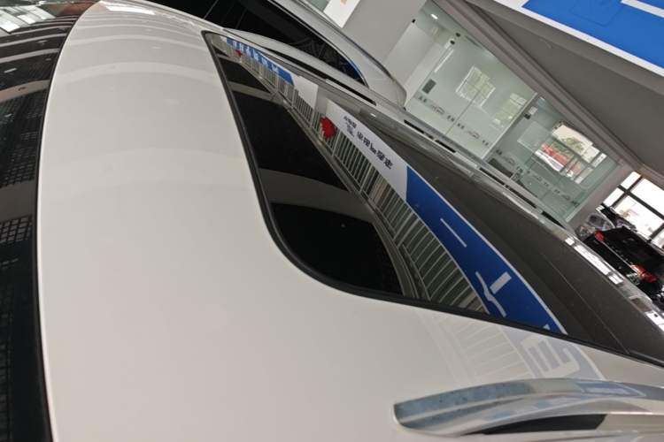 Used Volkswagen Tiguan L 2019 330TSI Automatic Two-Wheel Drive Panoramic Comfort Edition China V Standard Roof