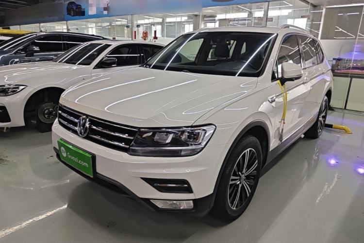 Used Volkswagen Tiguan L 2019 Updated Version 330TSI Automatic Two-Wheel Drive Panoramic Comfort Edition China VI Standard Guazi used car, China used car export, Used car for sale, Used  cars, Cheapest cars for sale