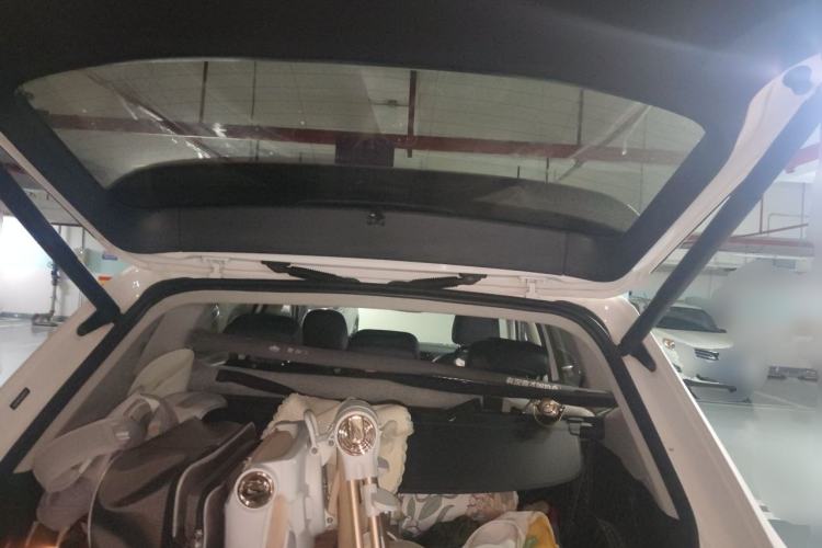 Used Volkswagen Tiguan L 2019 Restyled 330TSI Automatic Two-Wheel Drive R-Line Flagship Version China VI Standard Trunk