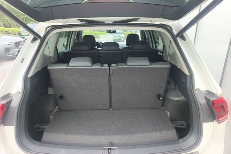 Used Volkswagen Tiguan L 2019 380TSI Automatic All-Wheel Drive R-Line Flagship 7-Seater China VI Standard Trunk