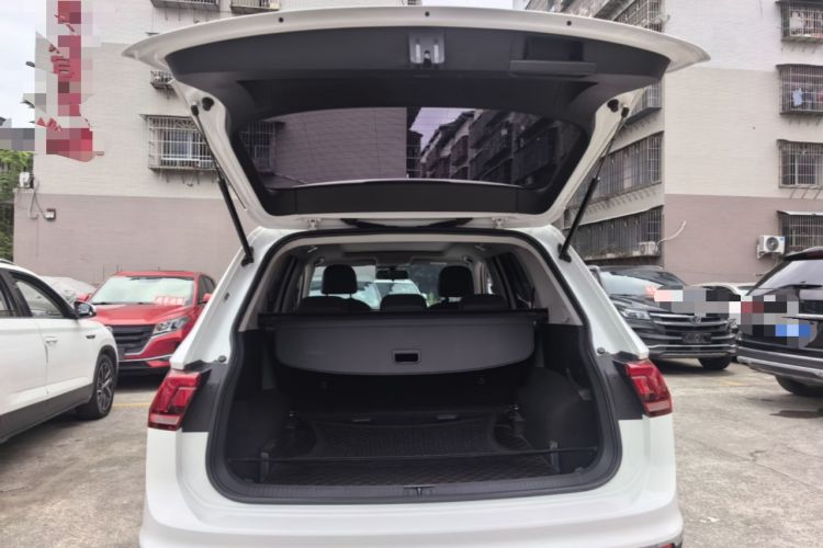 Used Volkswagen Tiguan L 2019 Updated Version 330TSI Automatic Two-Wheel Drive Panoramic Comfort Edition China VI Standard Trunk