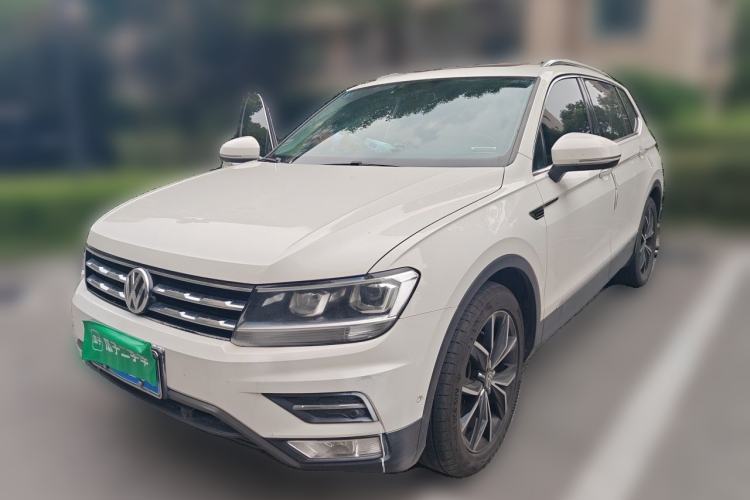 Used Volkswagen Tiguan L 2019 330TSI Automatic Two-Wheel Drive Smart Luxury Version China VI Standard Guazi used car, China used car export, Used car for sale, Used cars, Cheapest cars for sale