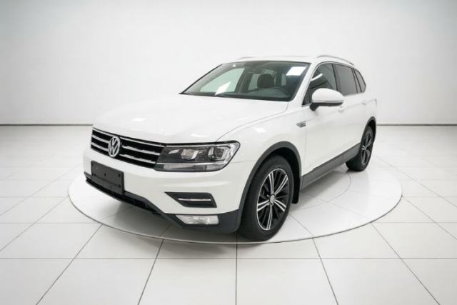 Used Volkswagen Tiguan L 2019 Updated Version 330TSI Automatic Two-Wheel Drive Panoramic Comfort Edition China VI Standard