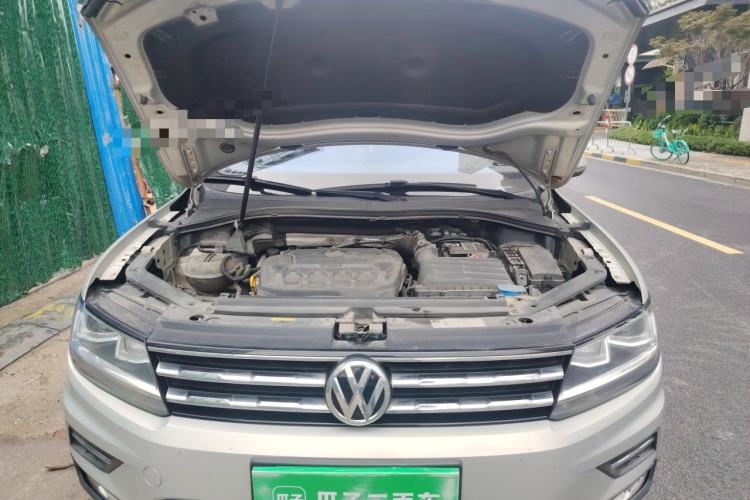 Used Volkswagen Tiguan L 2019 330TSI Automatic Two-Wheel Drive Panoramic Comfort Edition China V Standard Engine Bay